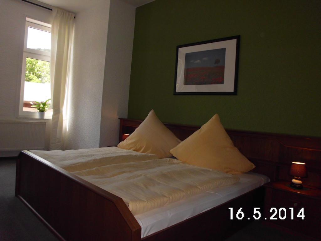 Hotel Garni Am Thueringer Klosstheater 프리에드리치로다 객실 사진